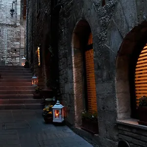 Il Vicoletto Italien