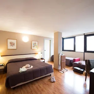 Ibis Styles Cristal Itália